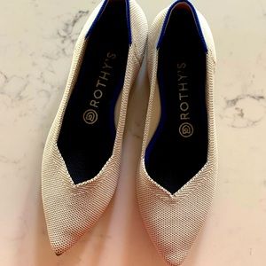Rothys points size 8